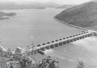 한강 수계에 건설된 저낙차형 팔당댐 전경 썸네일 이미지