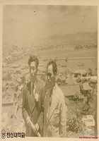 한국신학대학 부산 천막교사 당시 졸업식 사진  썸네일 이미지